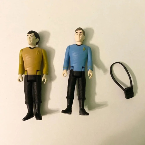 Funko Star Trek Action Figures Dr McCoy Sulu Fun with Kirk and Spock Book - Picture 4 of 16